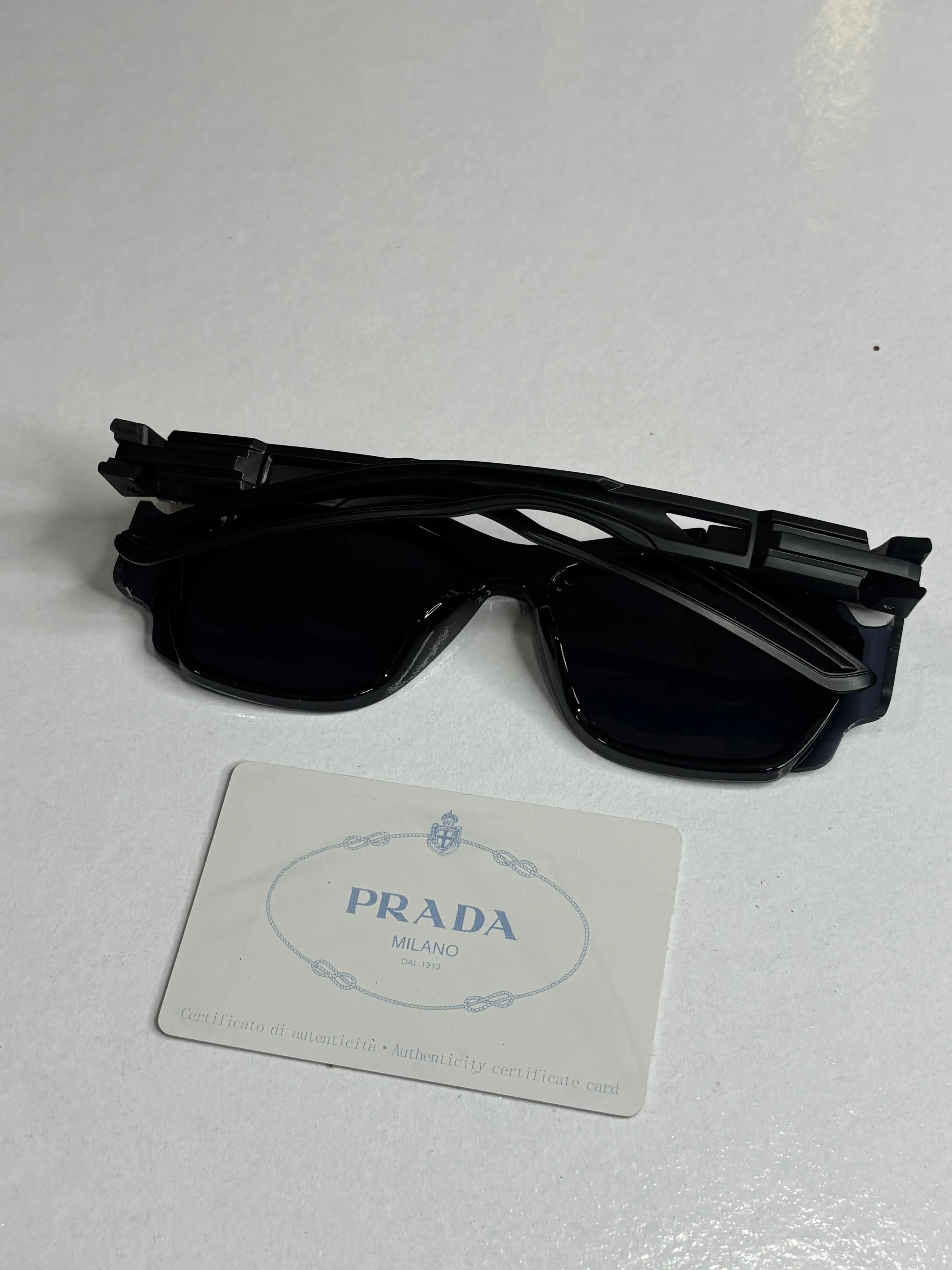 Prada 8899 Black