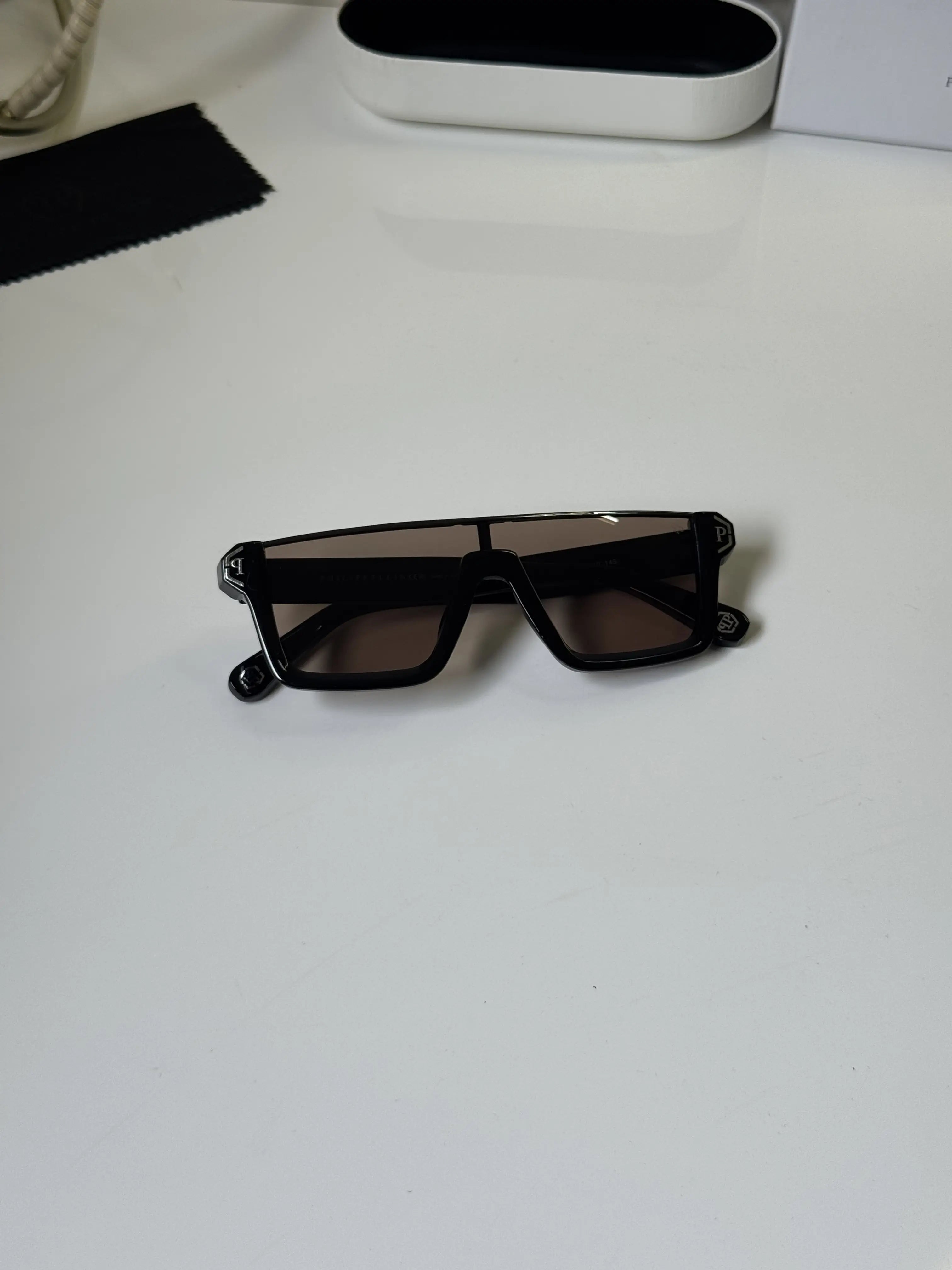 Philipp_Plein_123_black_Brown