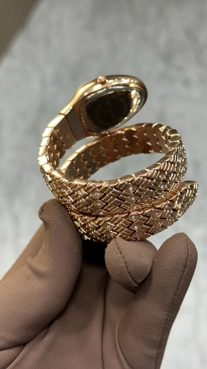 BVLGARI SERPENTI TUBOGAS STUDS CAPSULE
