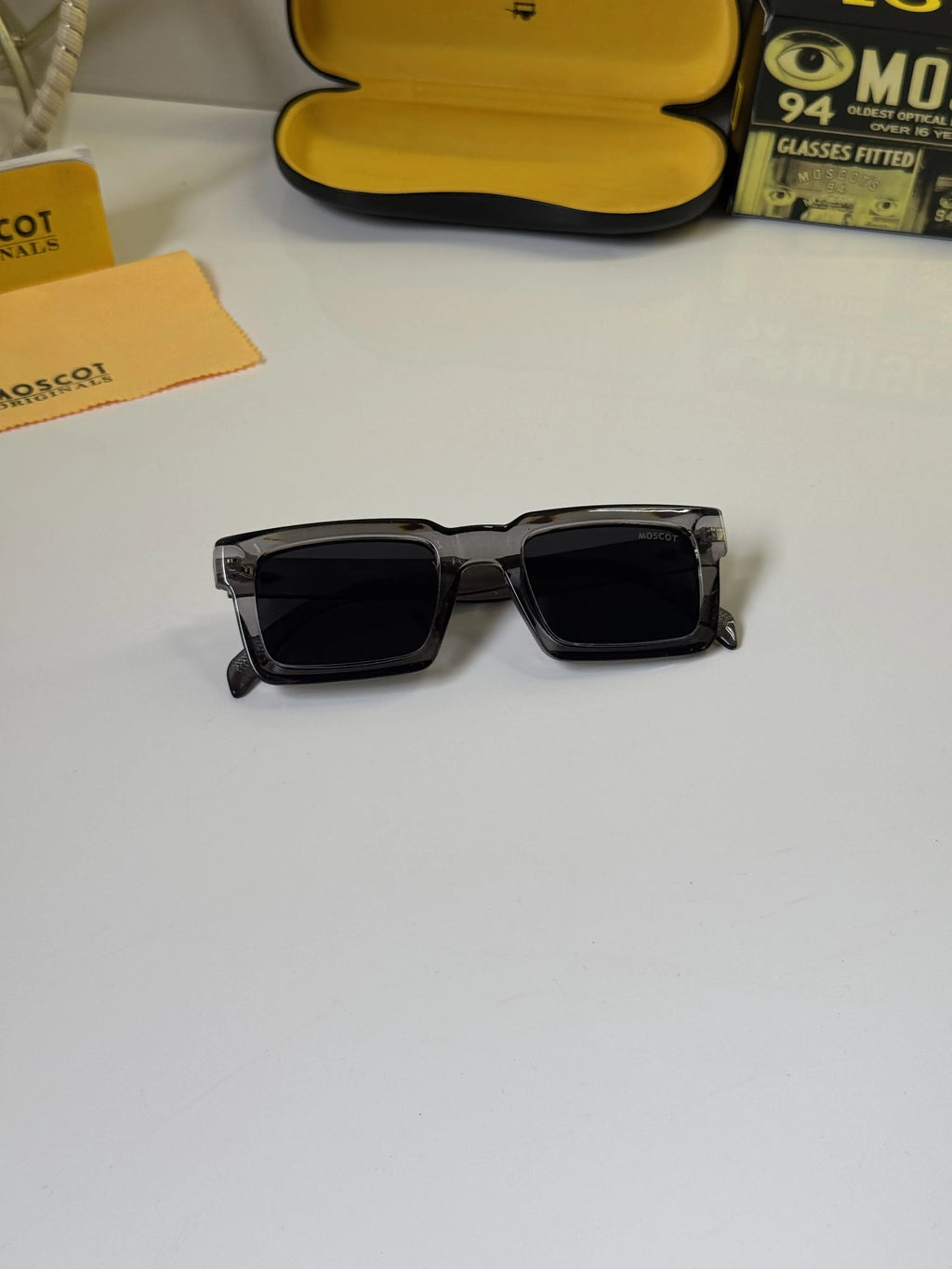 Moscot_29105_Grey