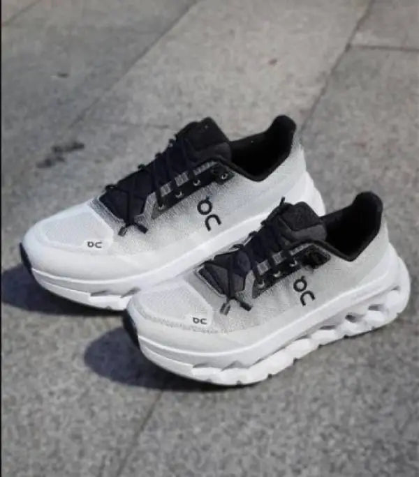 On Clou_d Tilt 2.0 Black Ivory 