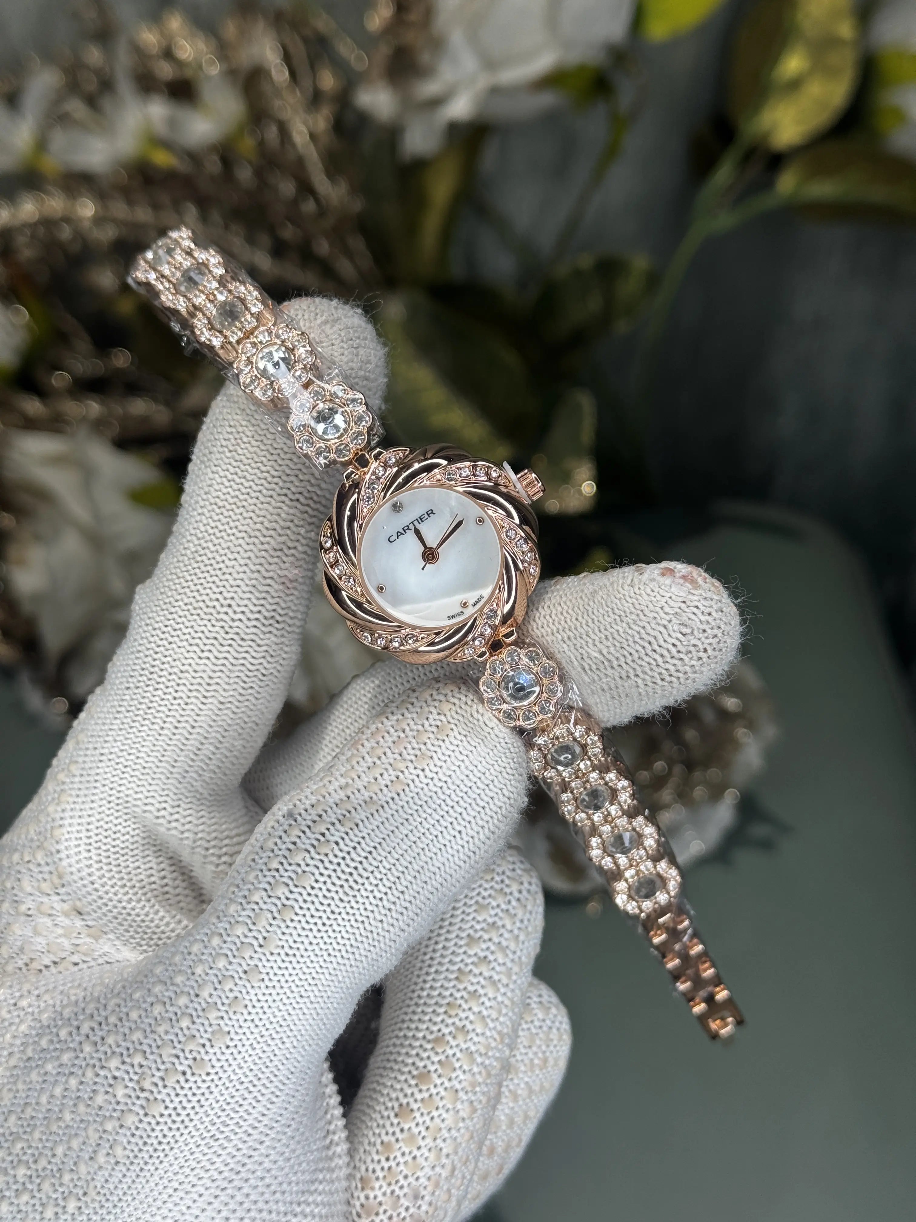 Cartie r Rose Gold Diamond Premium Ladies Watch