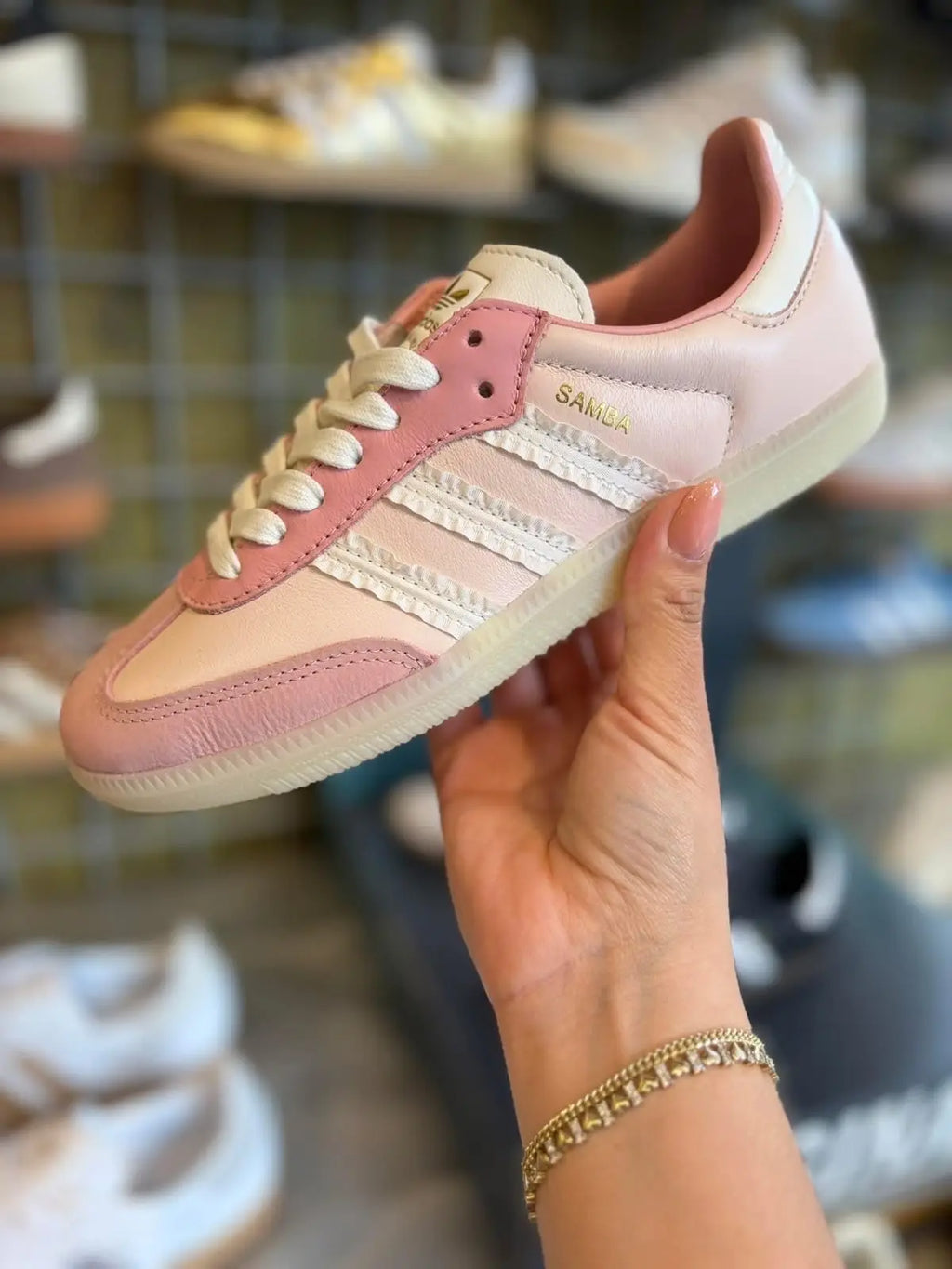 Adidas_Samba Ruffle Stripes Pack Wonder
