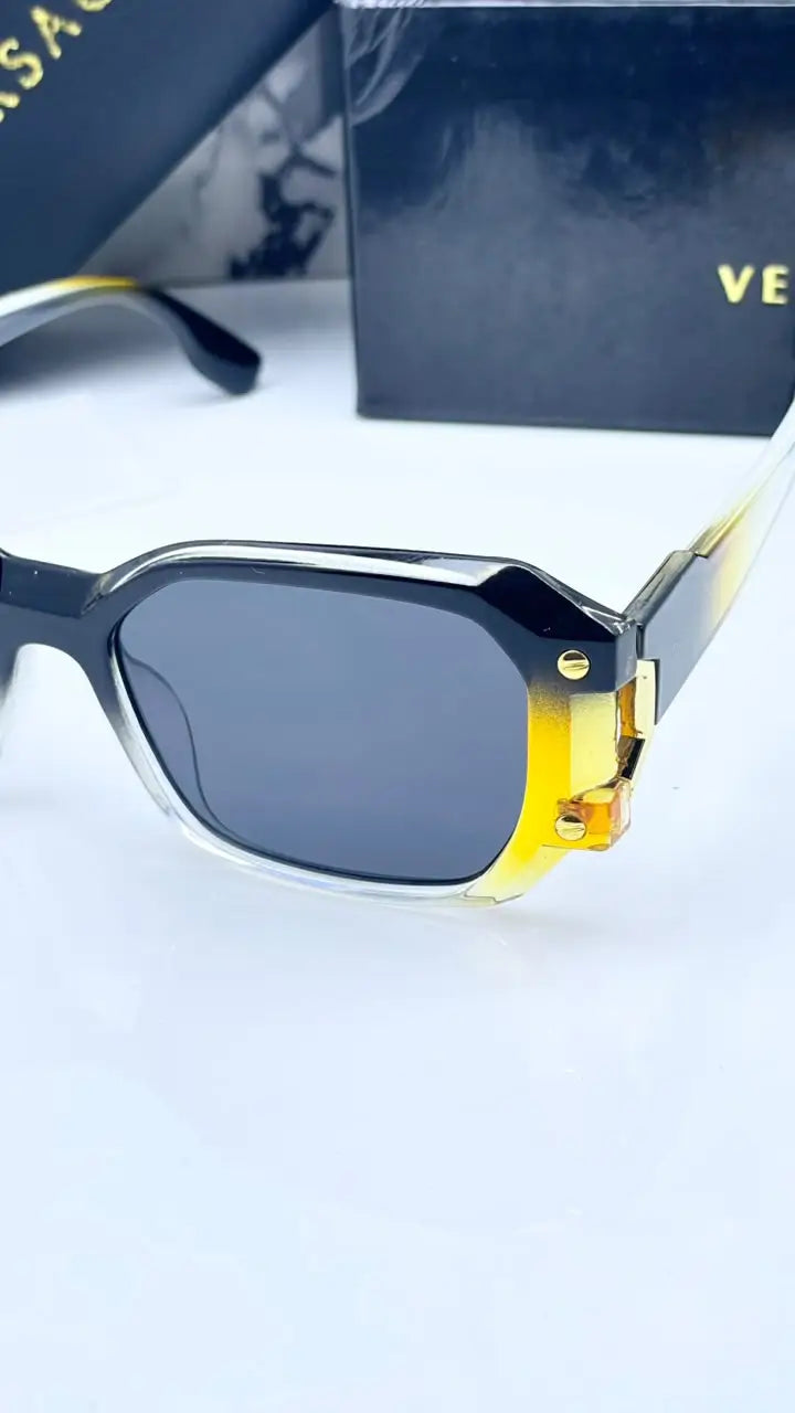 Versace 144 black yellow Secondary image