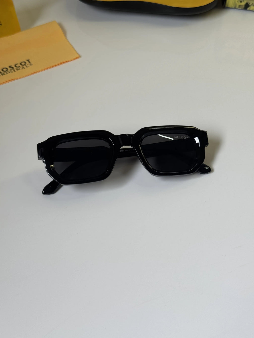 Moscot_3887_Black