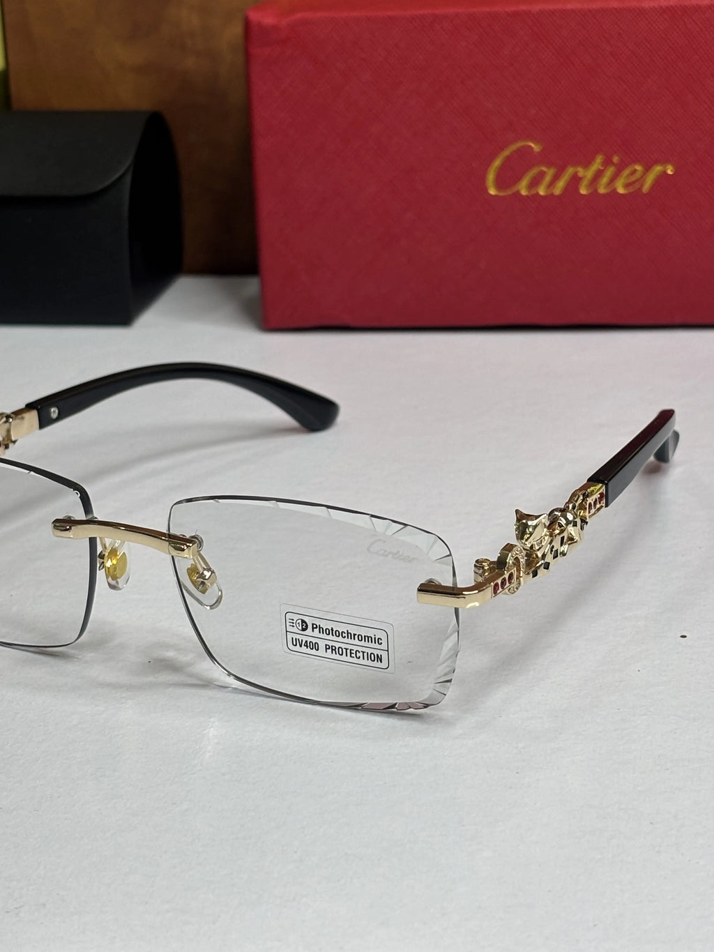 Cartier 2520 Gold Black Frame