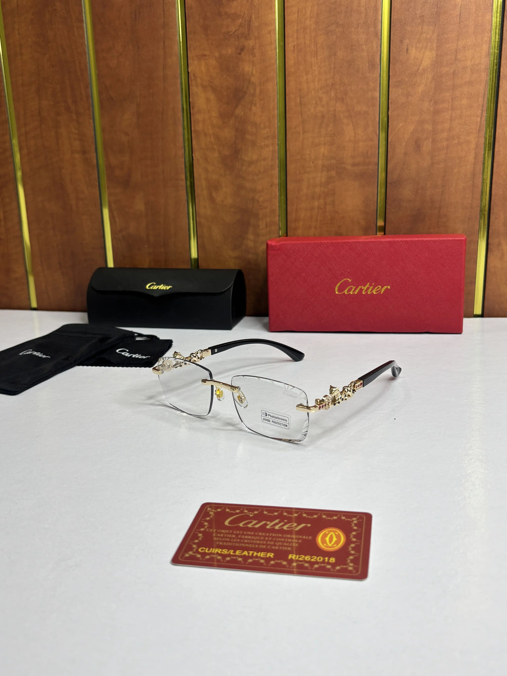 Cartier 2520 Gold Black Frame