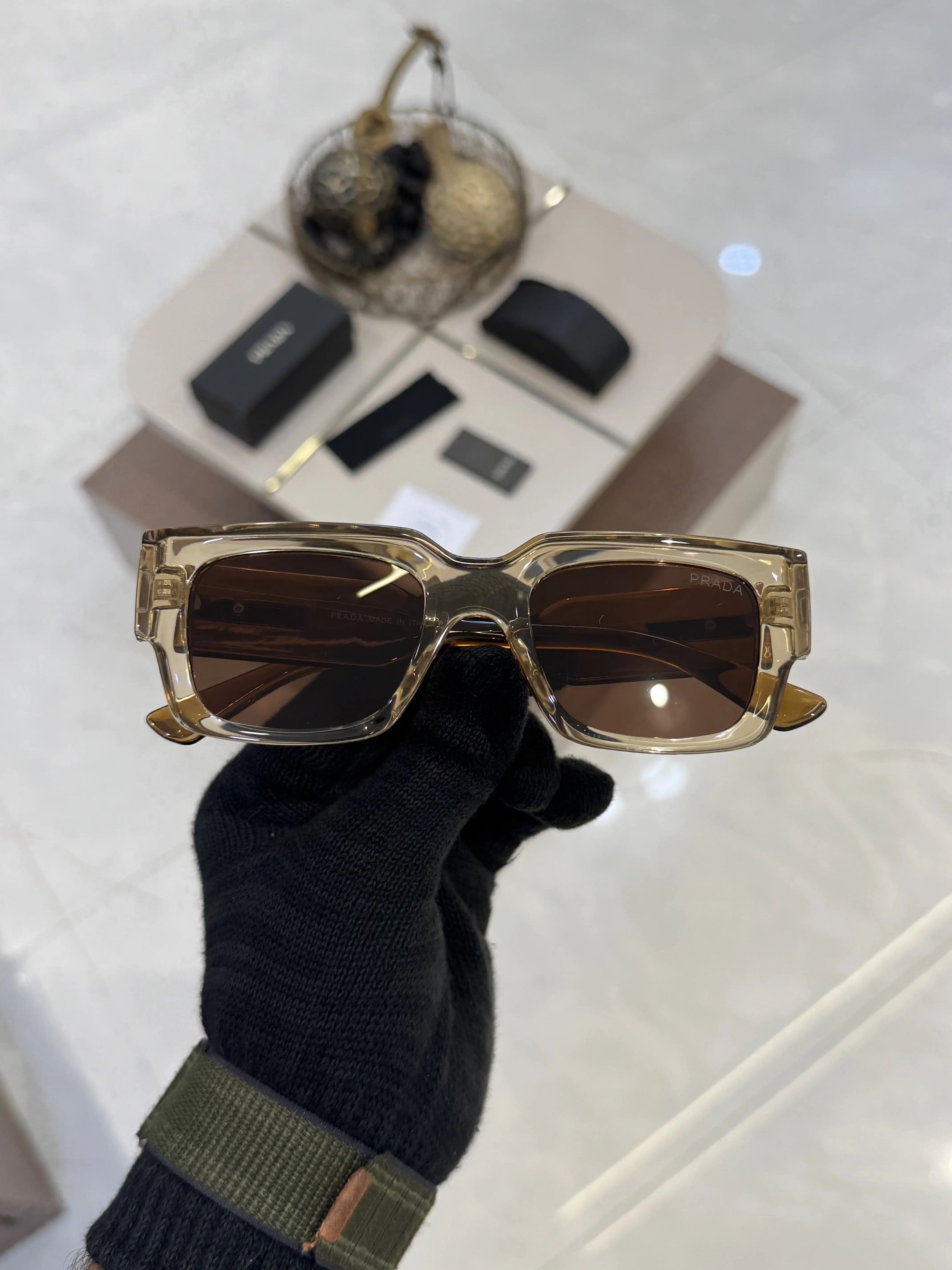 Prada_2333_Brown