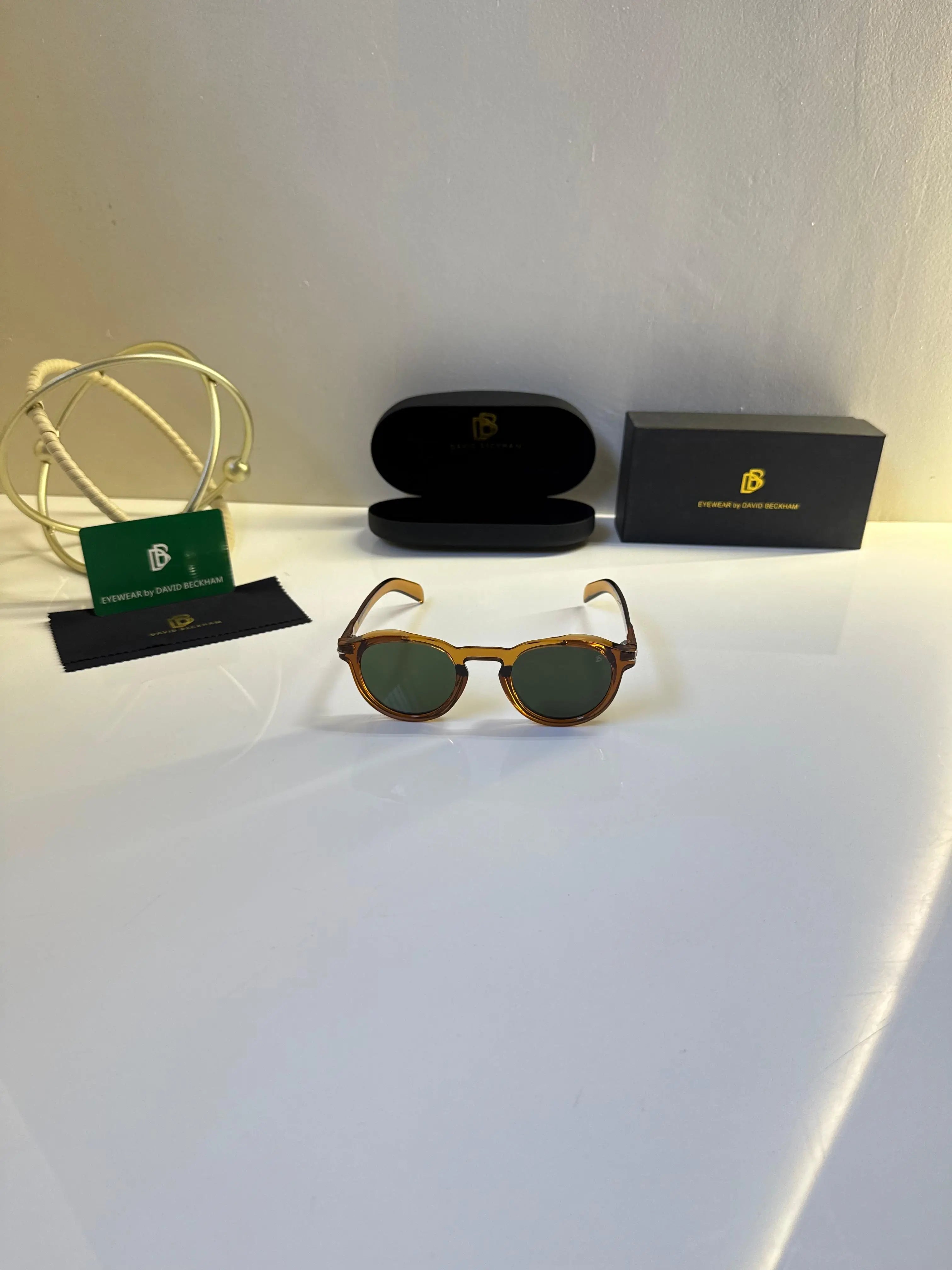 David_Beckham_5255_Brown_Green