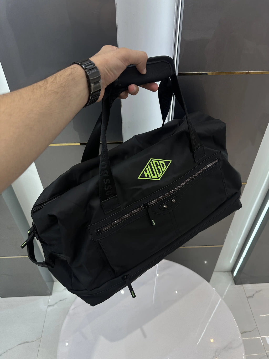 Hugo Bos s Luxury Imported Duffel Bag H16006g