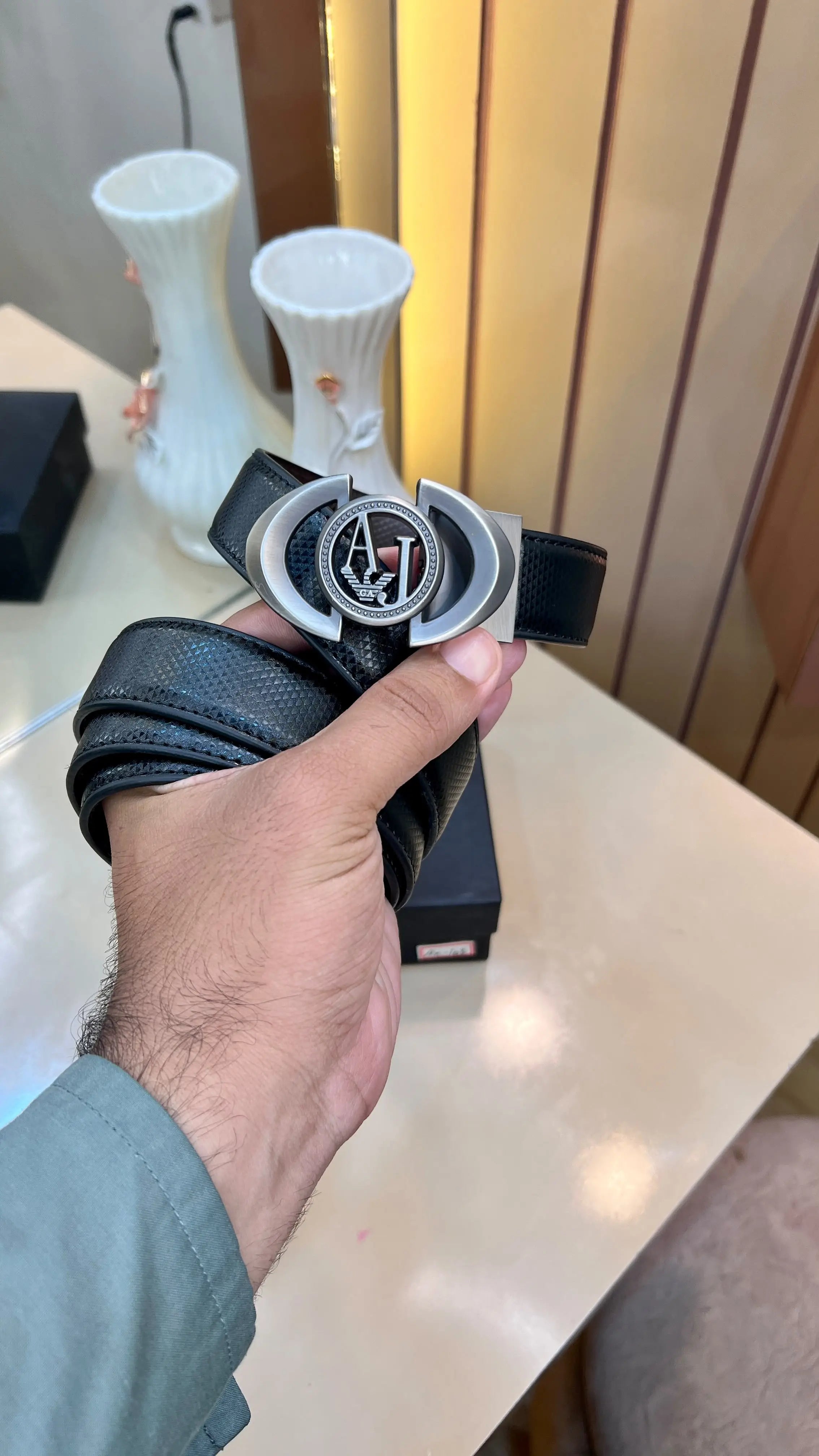 AX ARMANI EXCHANGE PREMIUM QUALITY IMP REVERSEABLE BELT WITH OG BOX 