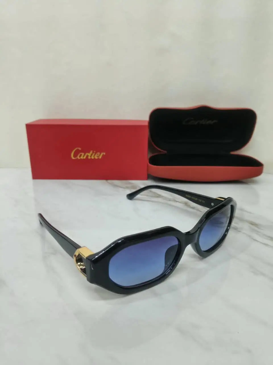 CARTIER 2925 GLOSSY BLACK FOR WOMENS Secondary image