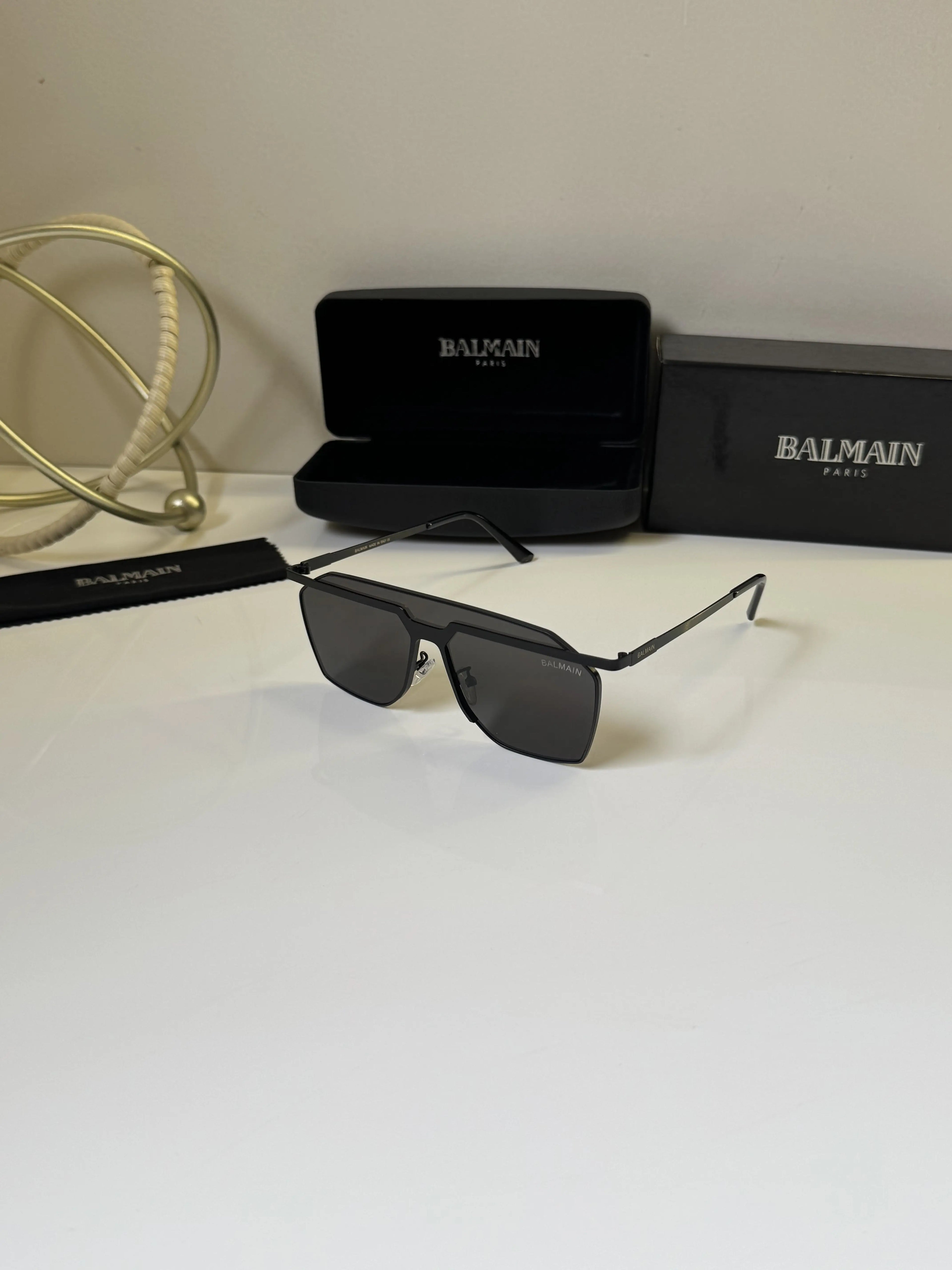 Balmain_2971_Black