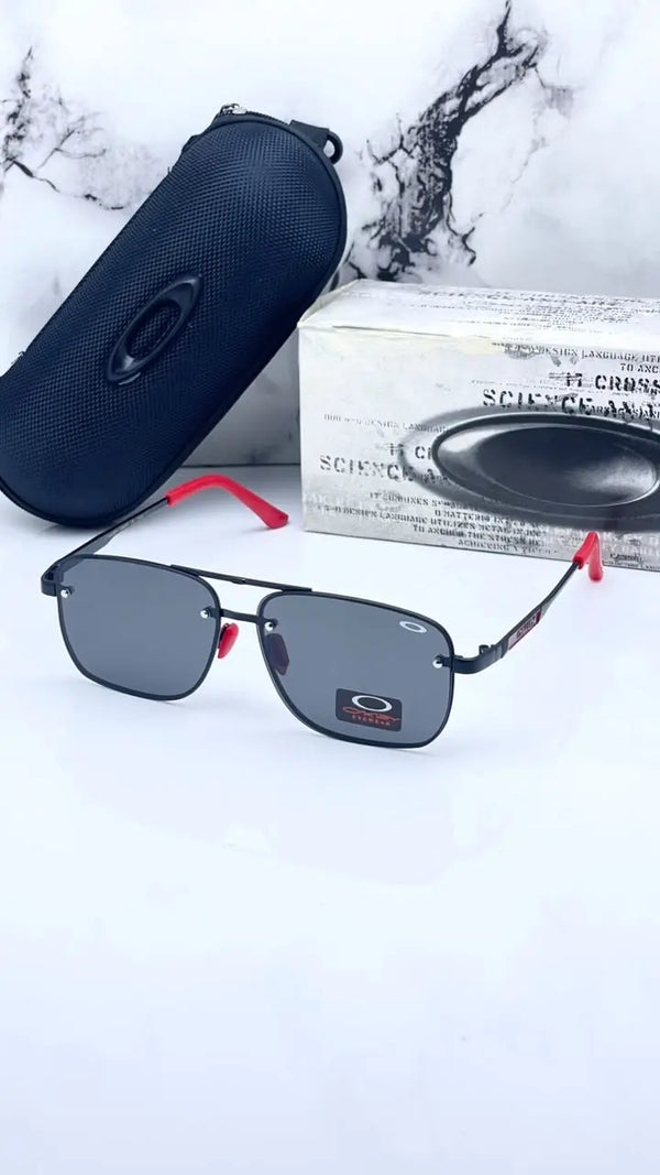 Oakley 8919 black red