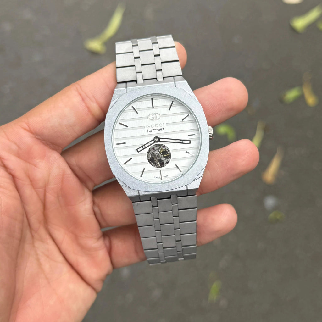 Gucci Tourbillon Automatic Silver white 