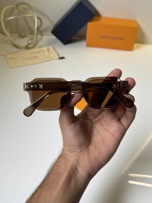Louis_Vuitton_4954_Brown