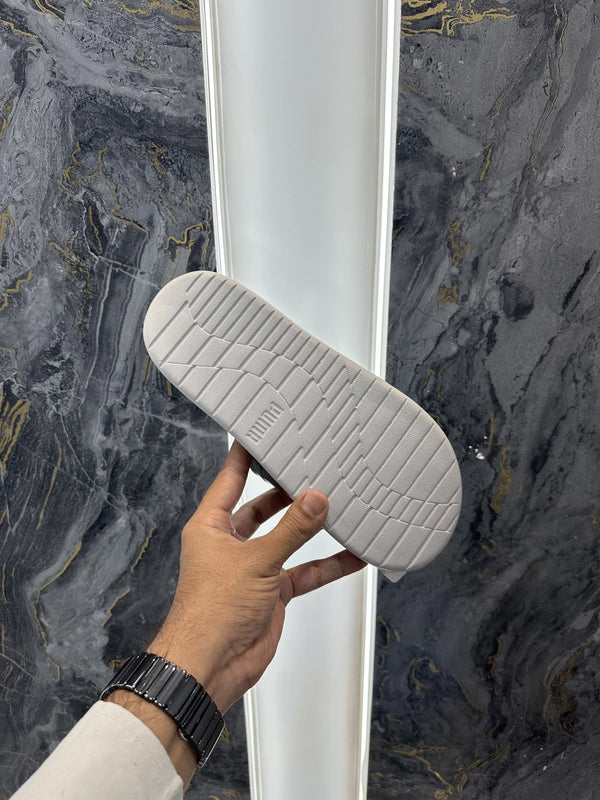 Puma_Mercedes Grey AMG Petronal Soft Comfort Slide