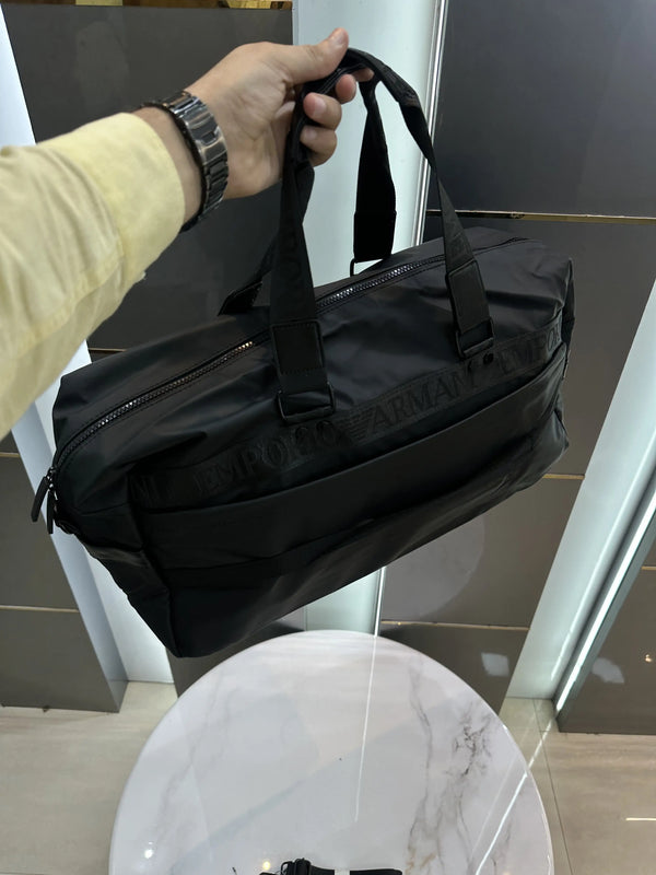 Giorgio Arman i Luxury Imported Duffel Bag ea0850