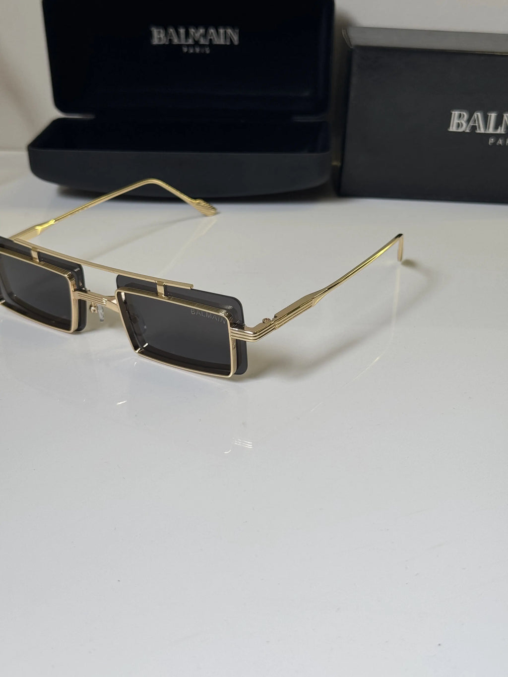 Balmain_2993_Gold_Black