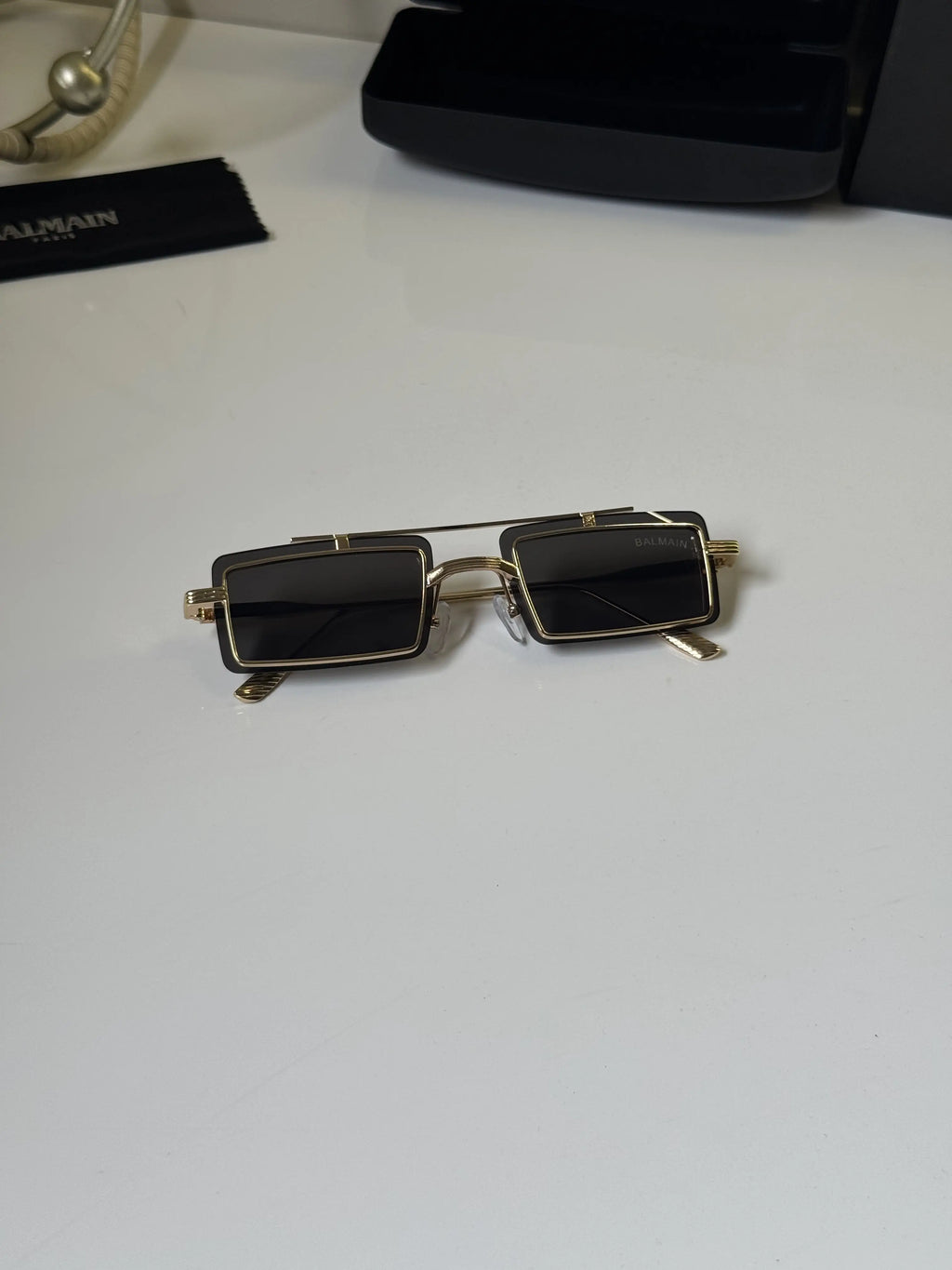 Balmain_2993_Gold_Black