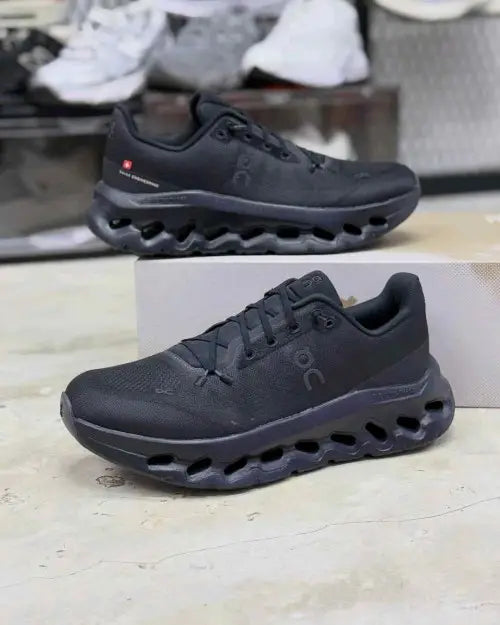 On Cloud Tilt 2 ECLIPSE ALL BLACK