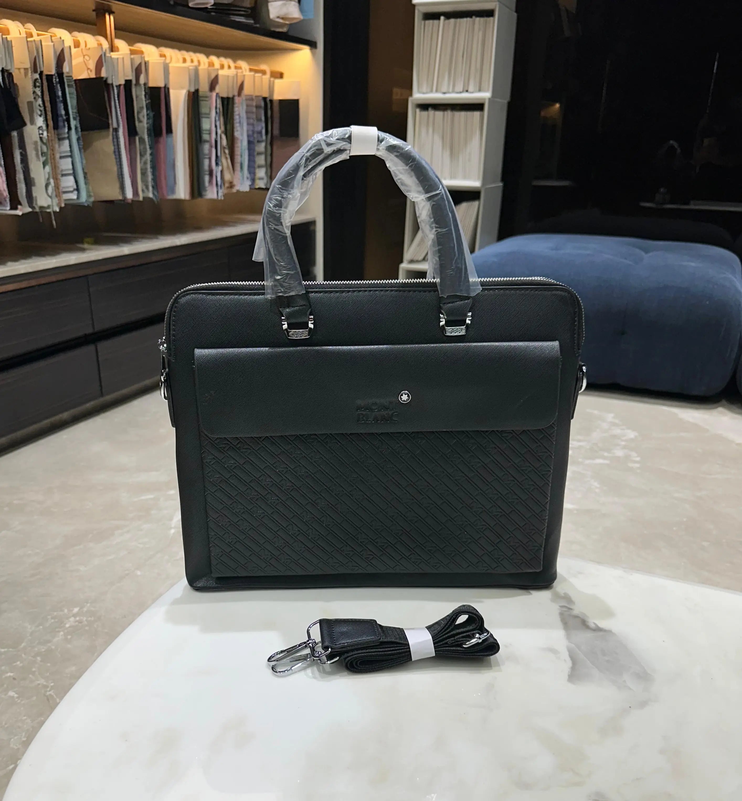 Mont Blan c Luxury Premium Imported Black Laptop Bag Black mb577