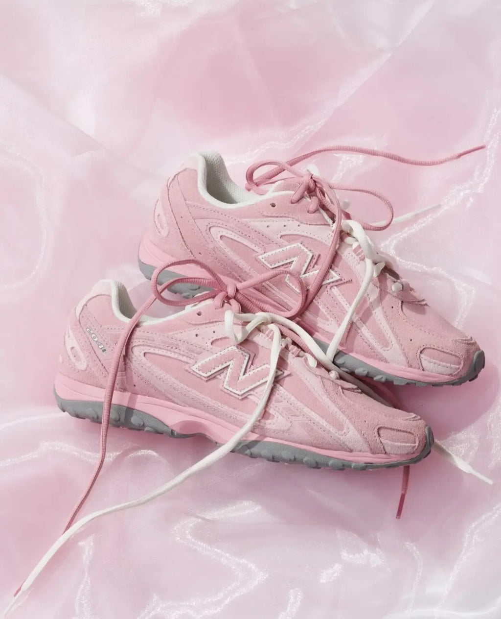 New Balance 204L Pastel Pink 429
