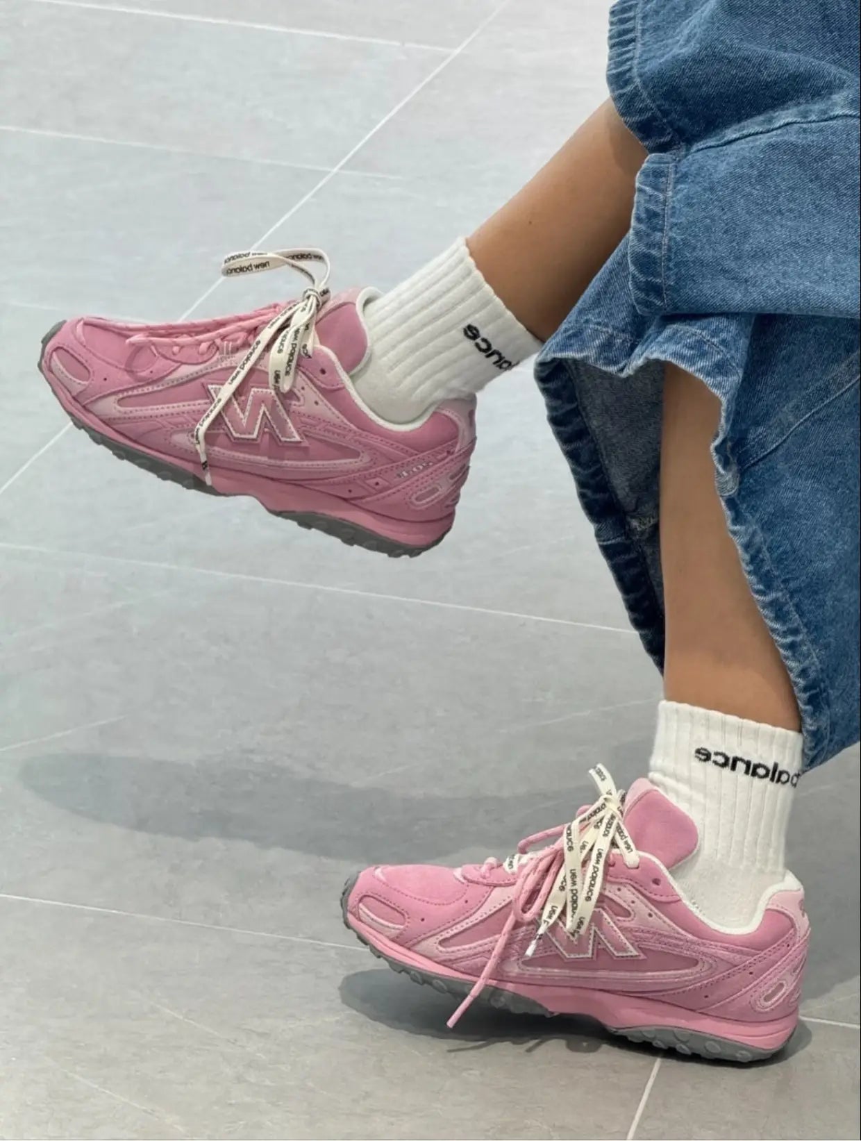 New Balance 204L Pastel Pink 429