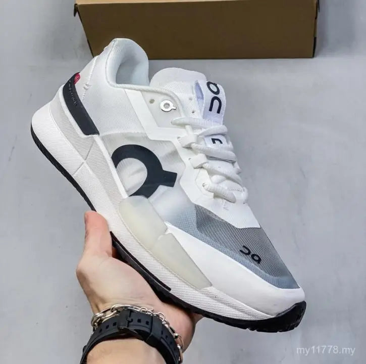 On Cloud X The Roger Pro 2 CLAY WHITE BLACK