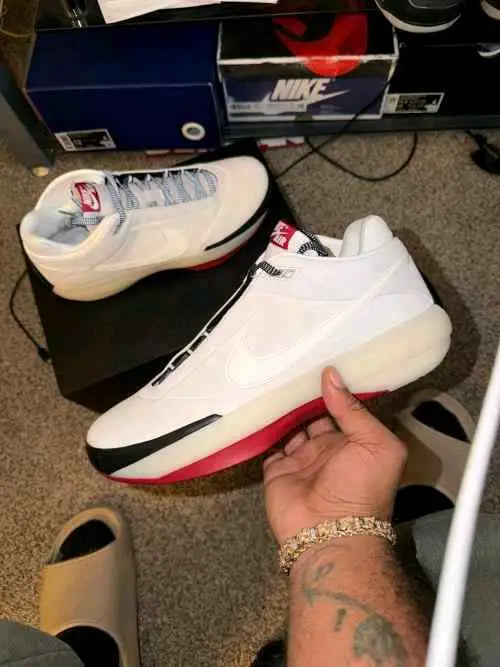Nike Air Jordan 40 CHICAGO SAIL VARSITY