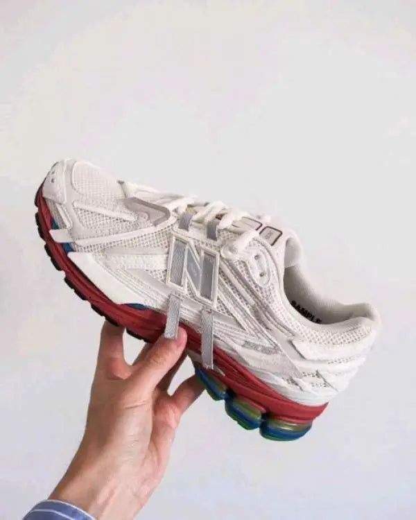 New Balance 1906A SEA SALT ASTRO DUST