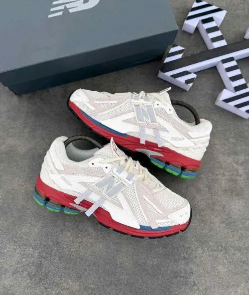 New Balance 1906A SEA SALT ASTRO DUST