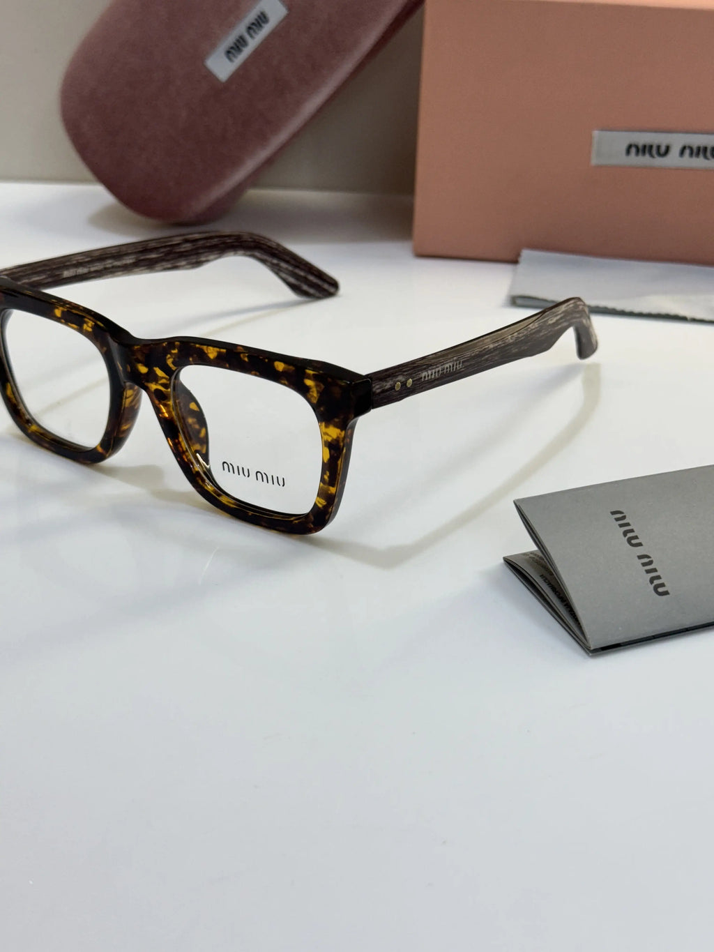 Miu_Miu_5189_Tiger_Frame